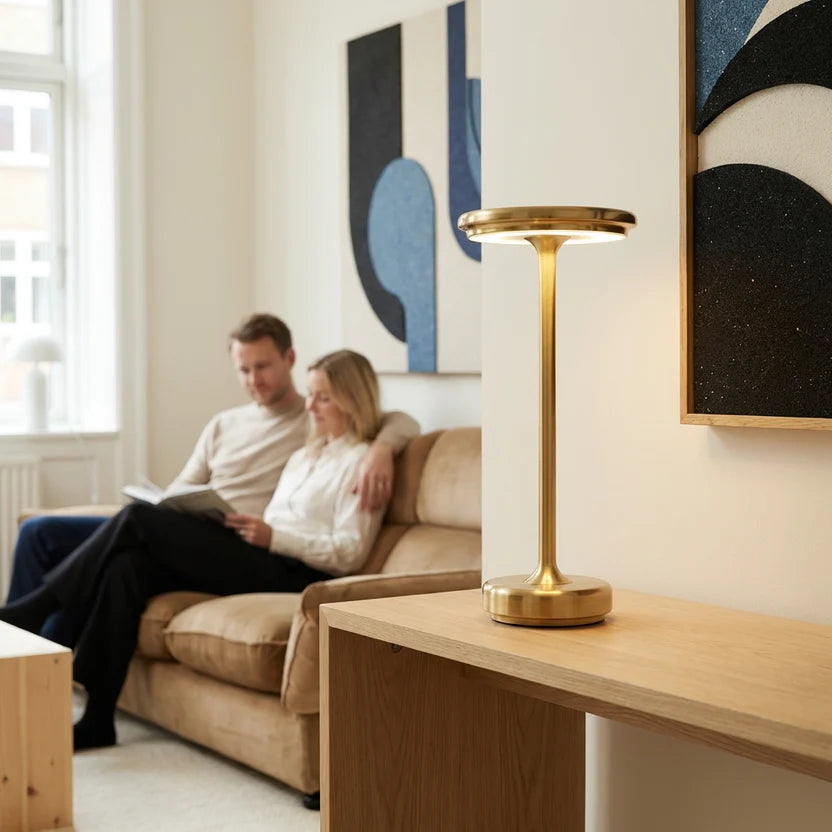 Copenhagen-pöytävalaisin – Langaton ja Ladattava